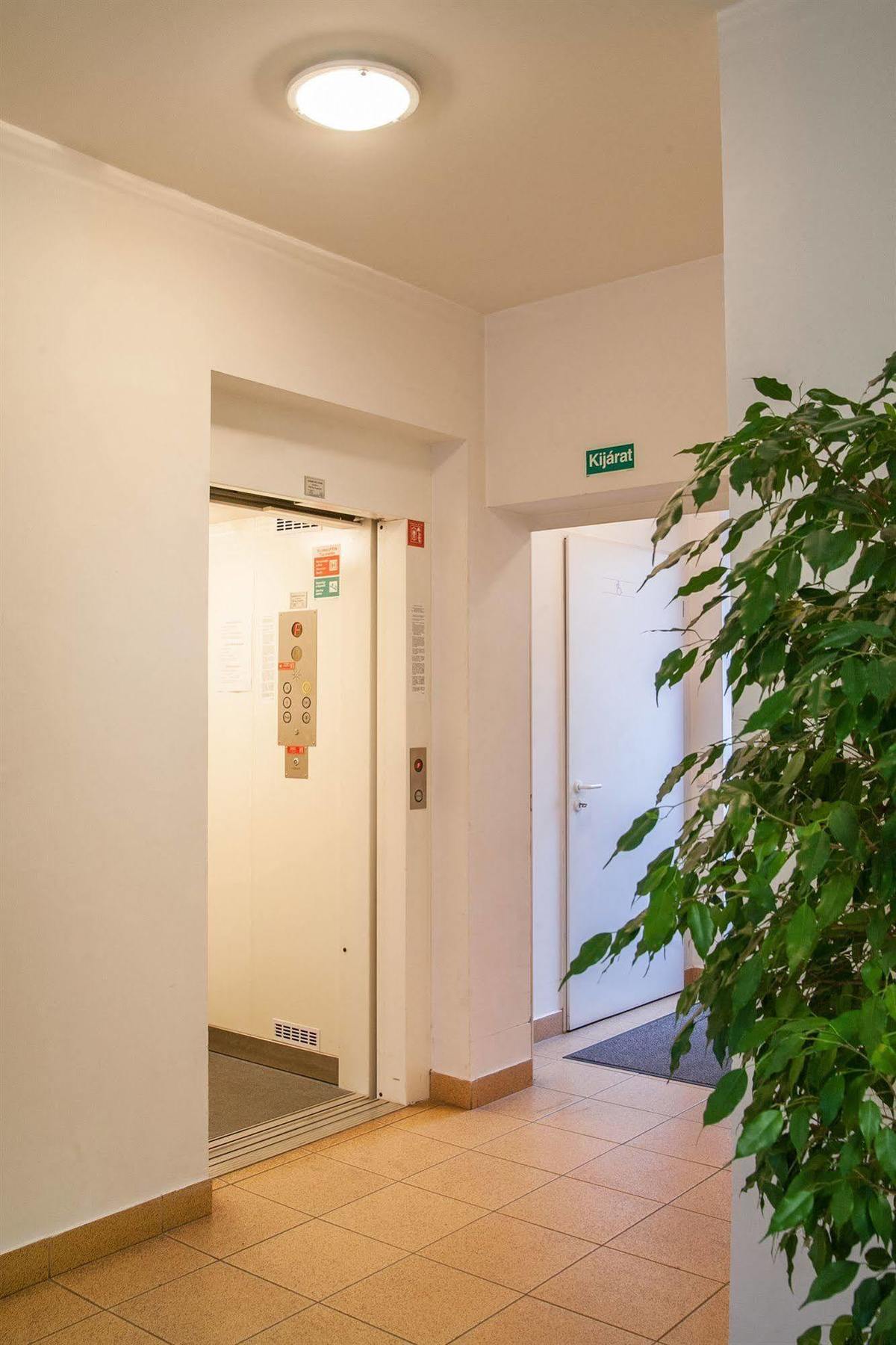 Malom Panzio Bed & Breakfast Kiskunfélegyháza Exterior foto